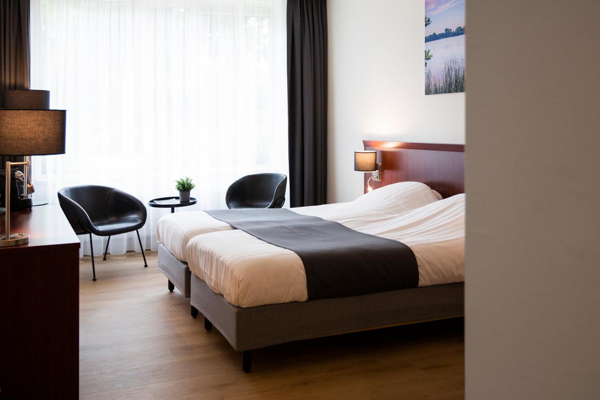 Hotel Umberto Wijchen Bagian luar foto